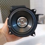 باند پایونیر TS-G1010F نما نزدیک در دست واقعی